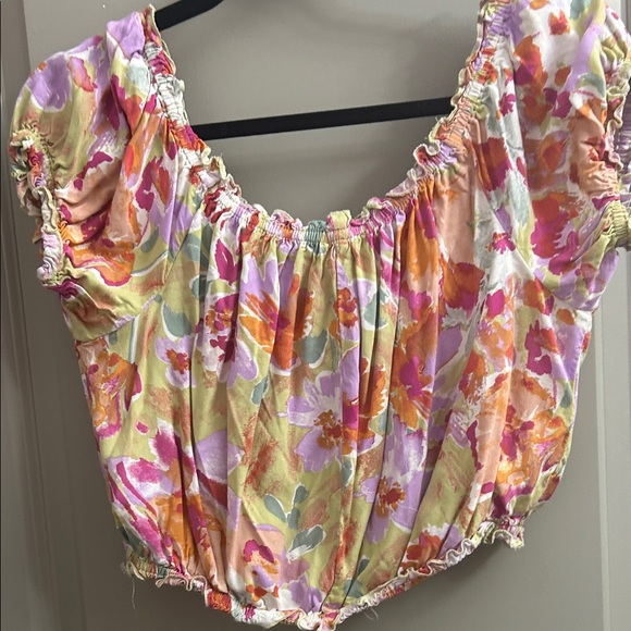 Floral Ruffle Blouse - Multicolor - Picture 4 of 4
